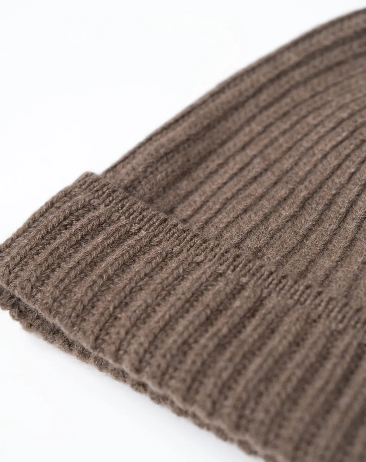 Cappello a Coste Inglesi in Puro Cashmere