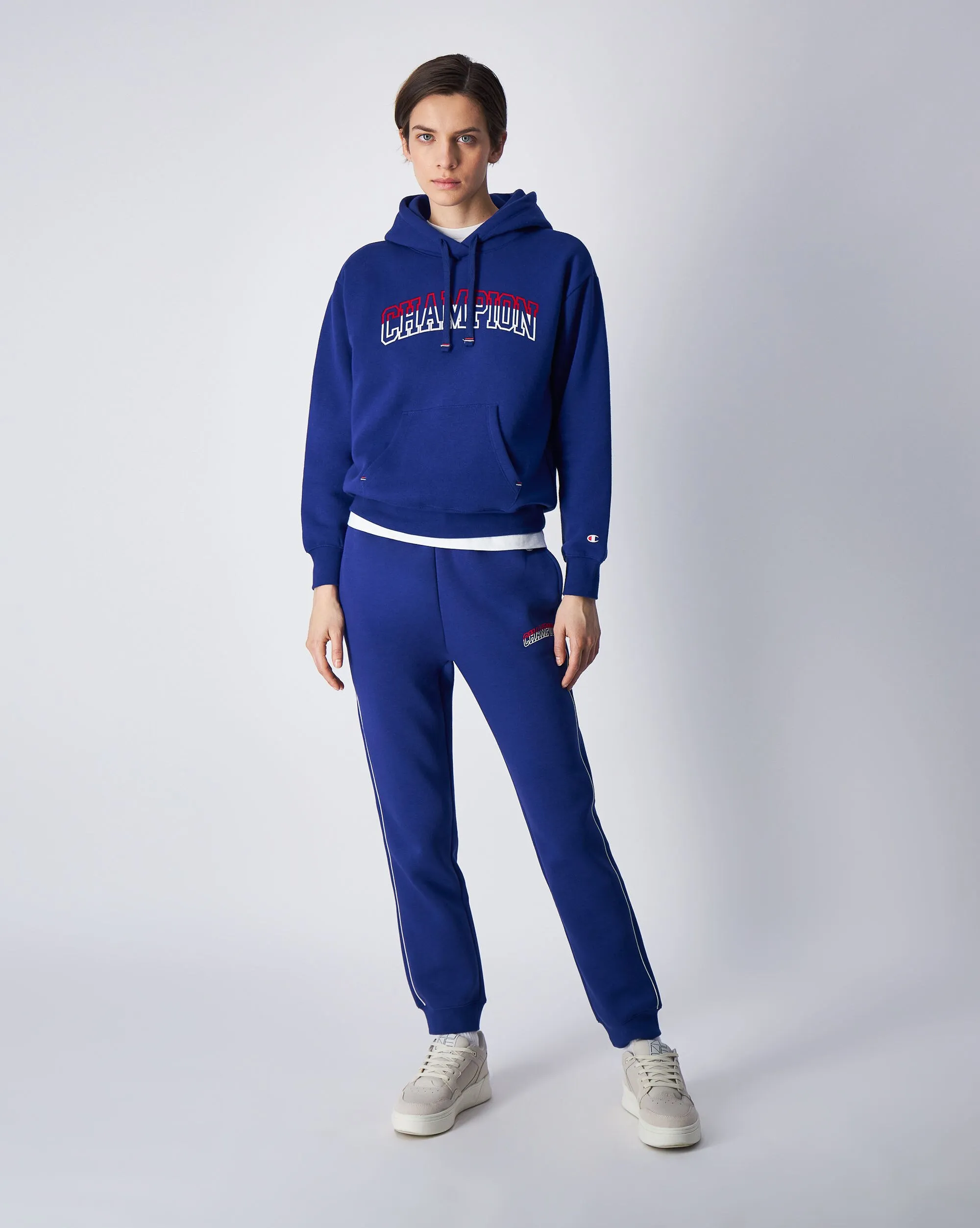 Champion Felpa Con Cappuccio e Tascone Color Punch Blu Donna