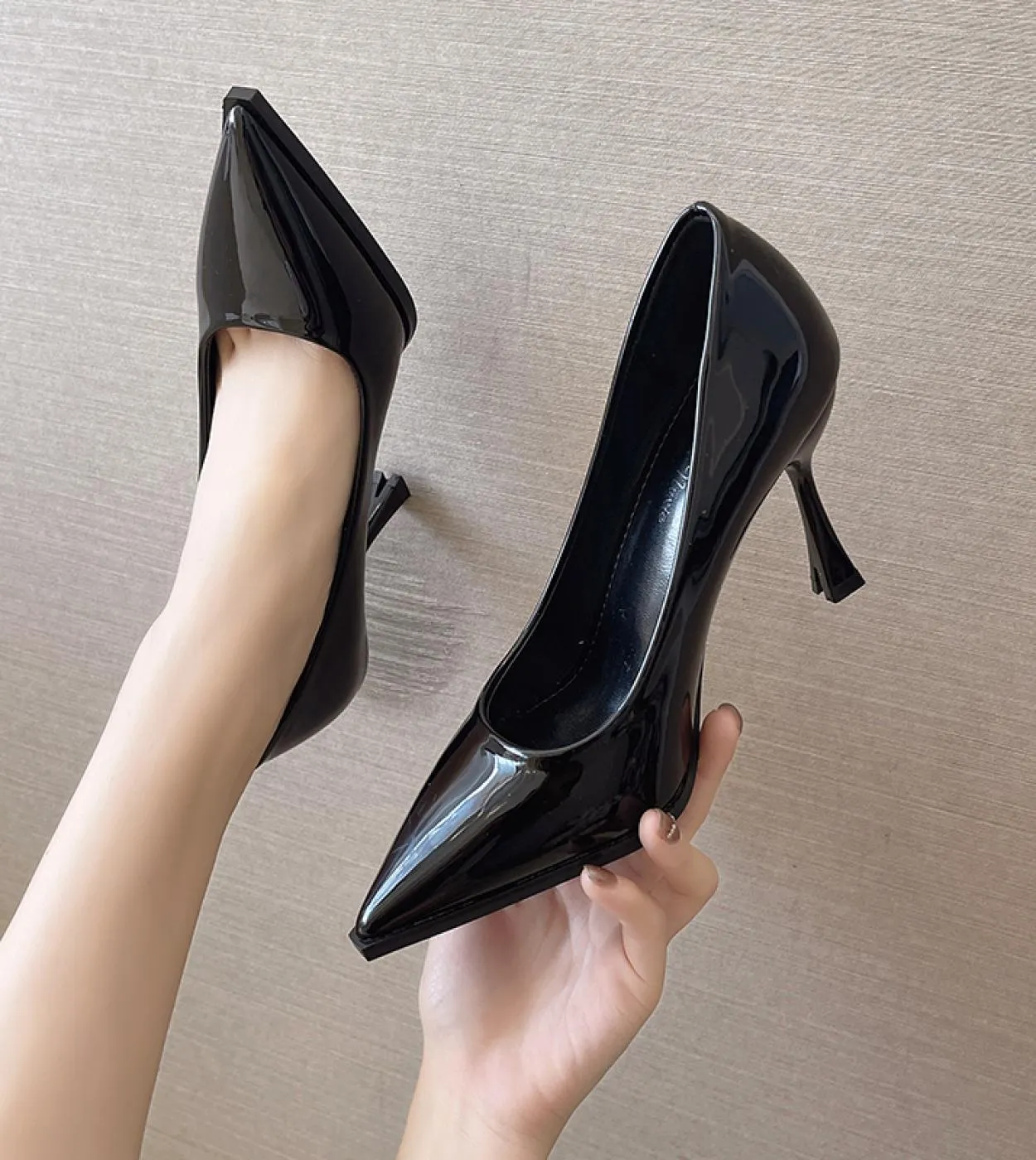 New Women Shoes  Pointed Toe Pumps Wedding Party Shoes Green Patent Shiny High Heels Ladies Dress Shoes Larger Size 3539