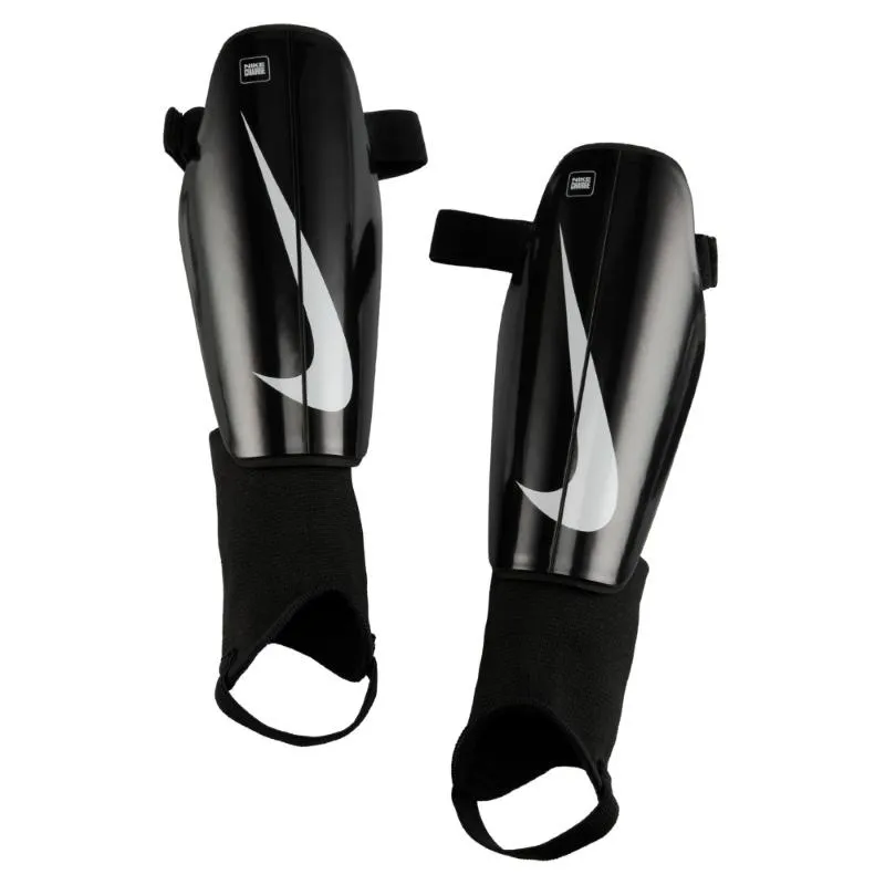 NIKE CHARGE SHINGUARD