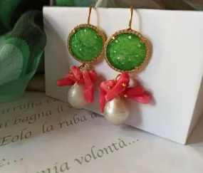 Orecchini a Goccia con Perle Barocche e Giada Verde