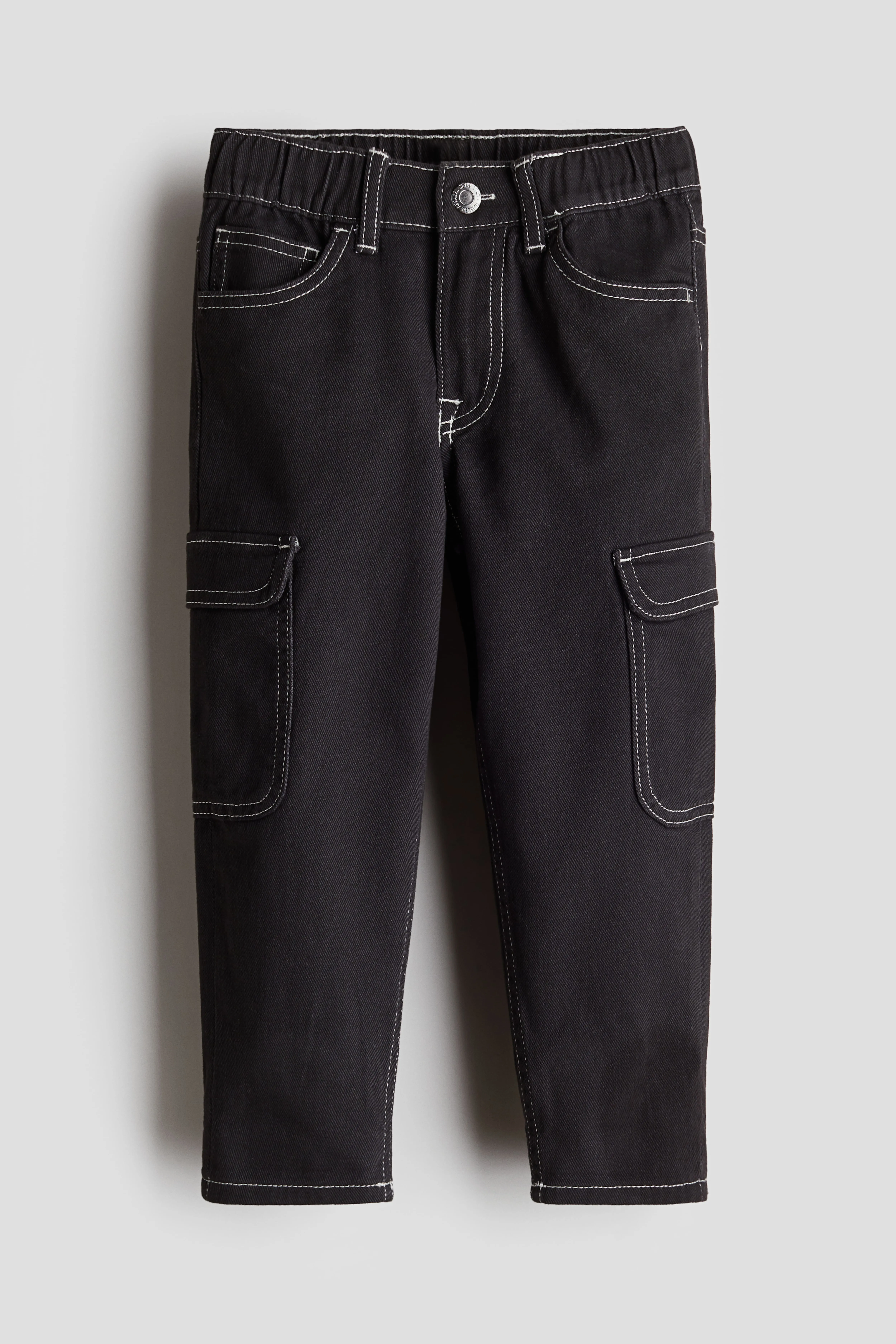 Relaxed Tapered Fit Jeans