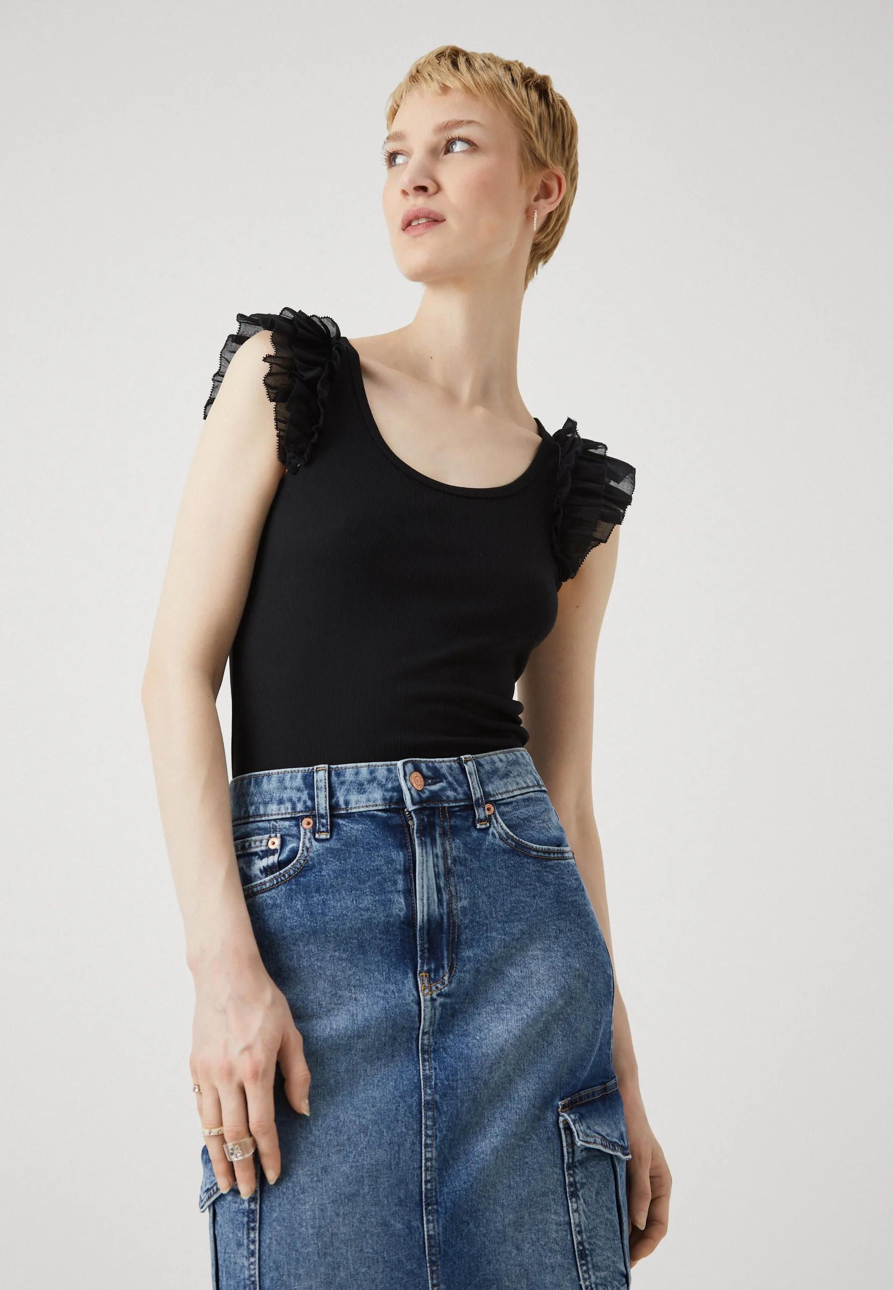 RUFFLE - T-shirt con stampa