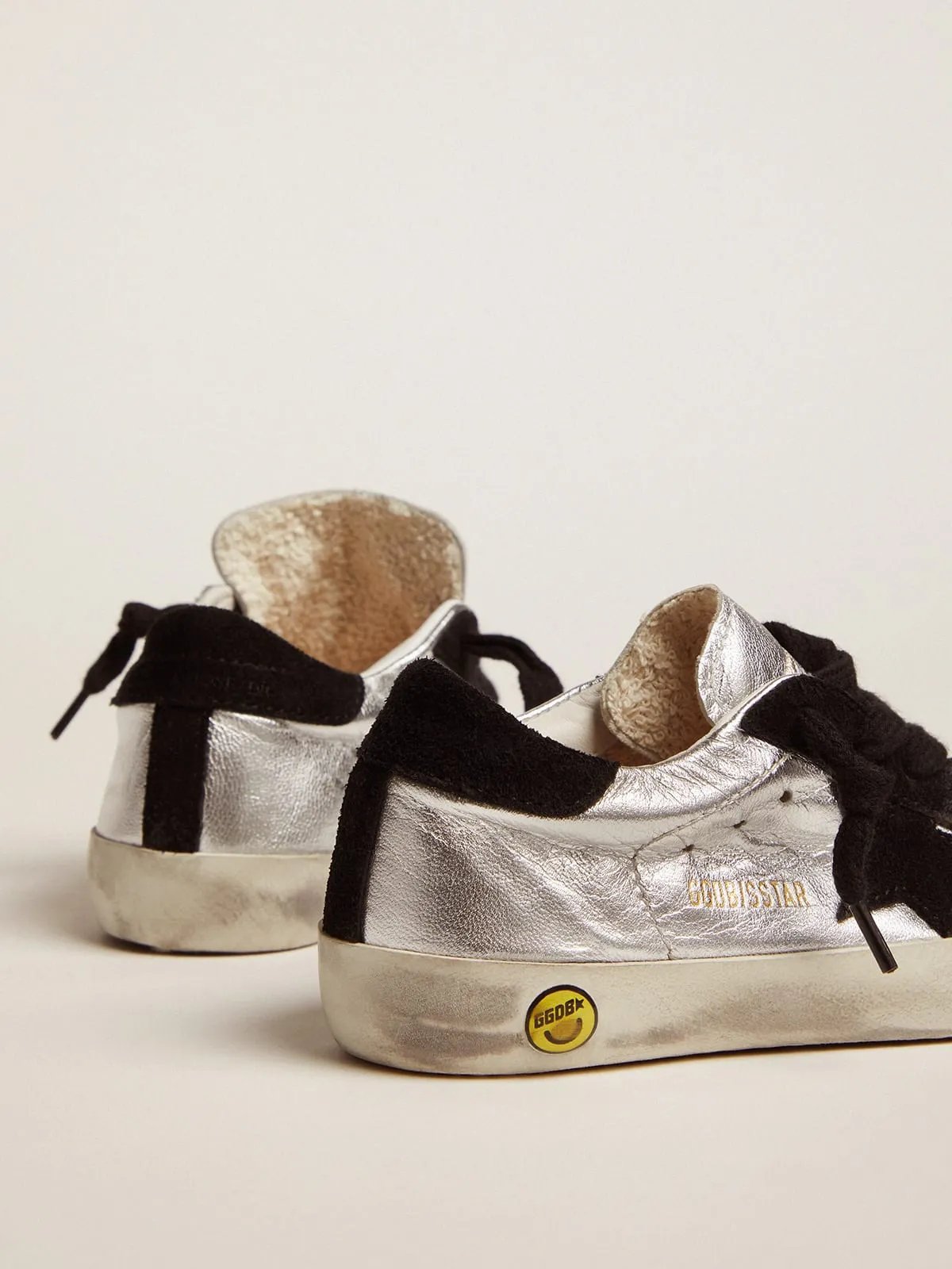 Sneakers Super-Star in pelle argentata con inserti in suede