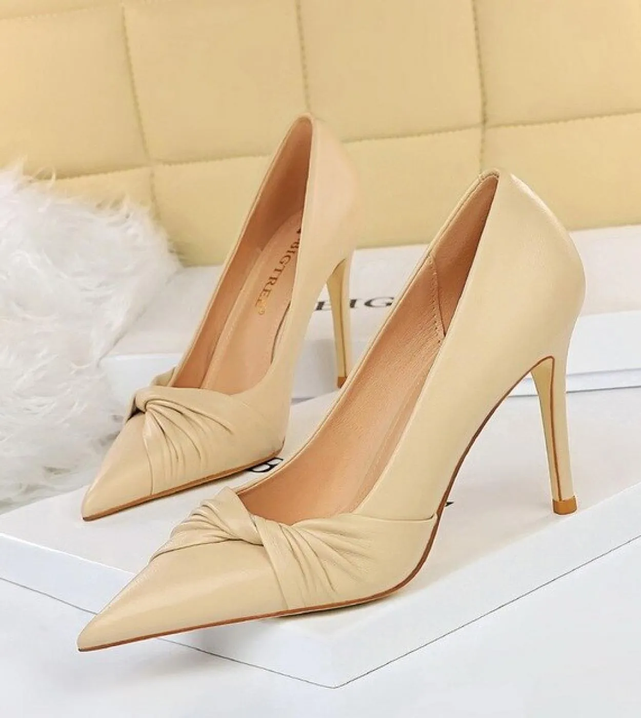 Summer New Ladies Dress High Heels Wedding Womens Pumps Tinta unita Office Business Womens Pumps Bowknot Ladies Shoes